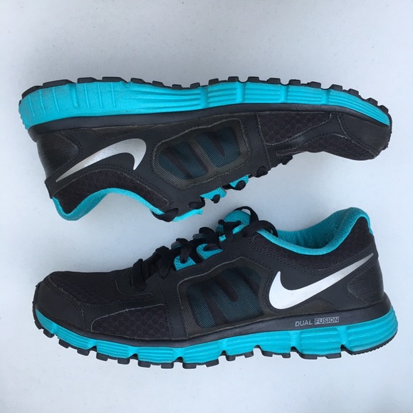 Nike Shoes - Nike Women’s Dual Fusion ST2 Running Shoes Size 10
